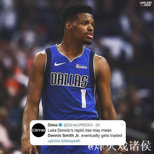 小史密斯身着蓝色Select3.0,高效斩获16分10篮板4助攻 小史密斯身着蓝色Select3.0,高效斩获16分10篮板4助攻