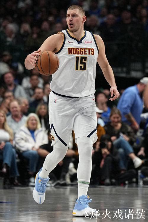 约基奇前三节高效表现:25分9篮板8助攻外加2抢断2封盖 约基奇前三节高效表现:25分9篮板8助攻外加2抢断2封盖